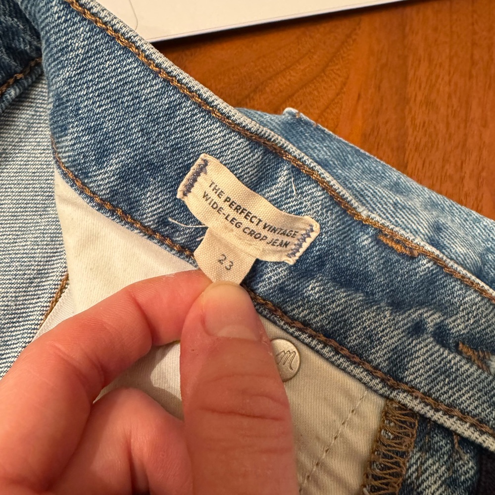Madewell The Perfect Vintage Wide-Leg Crop Jeans - Picture 6 of 7